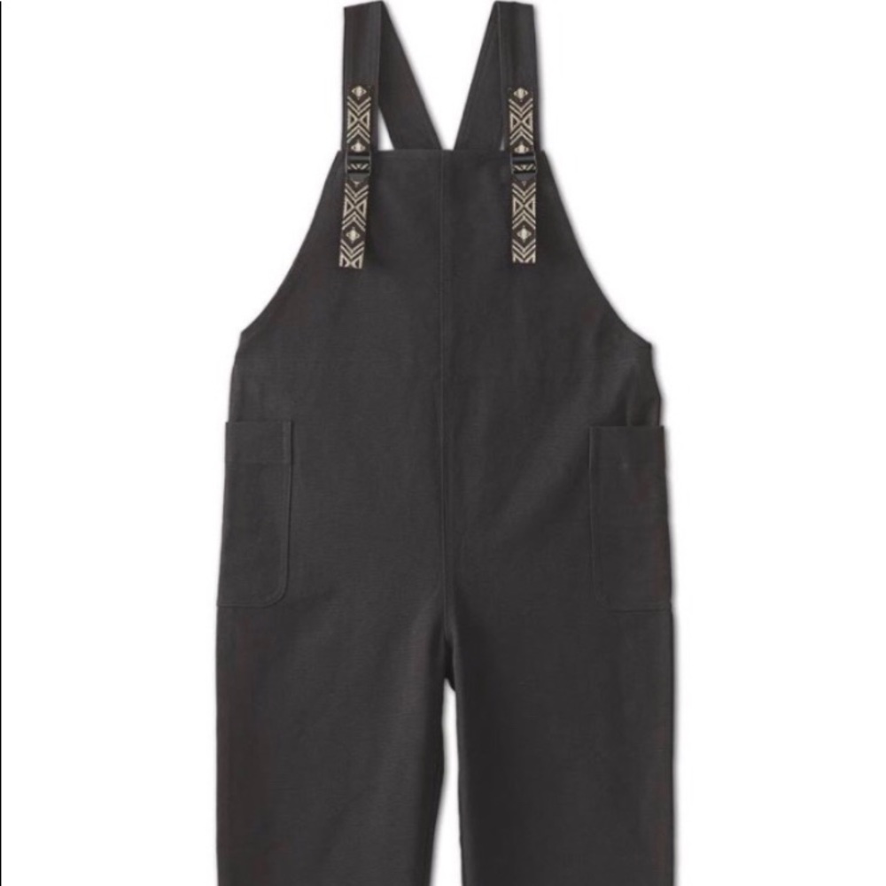 KAVU NWT Alton overalls. Black. Size XS